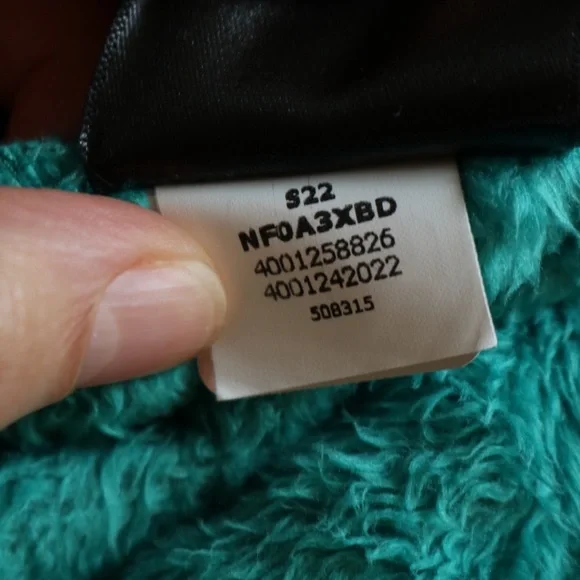 The North Face Ladies Osito Fleece Zip Up Jacket - Picture 14 of 16